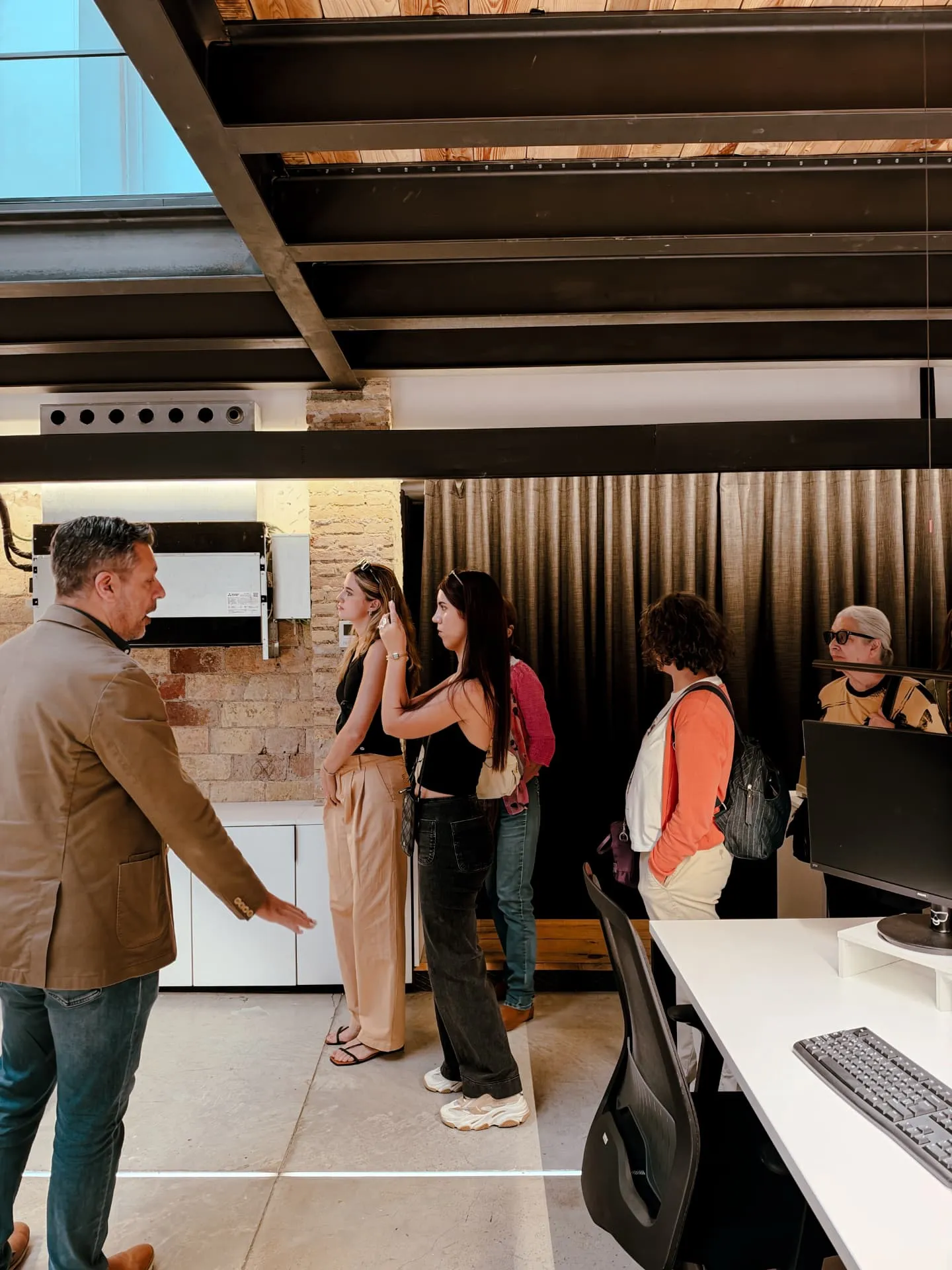 ARQUEHA ABRE UNA VEZ MÁS LAS PUERTAS DE SU ESTUDIO EN OPEN HOUSE VALENCIA 2026 - 9